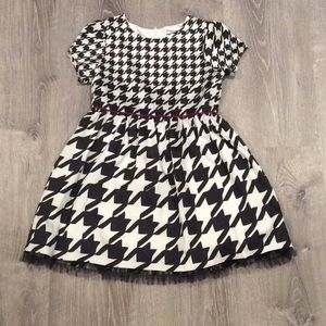 Black and white houndstooth dress